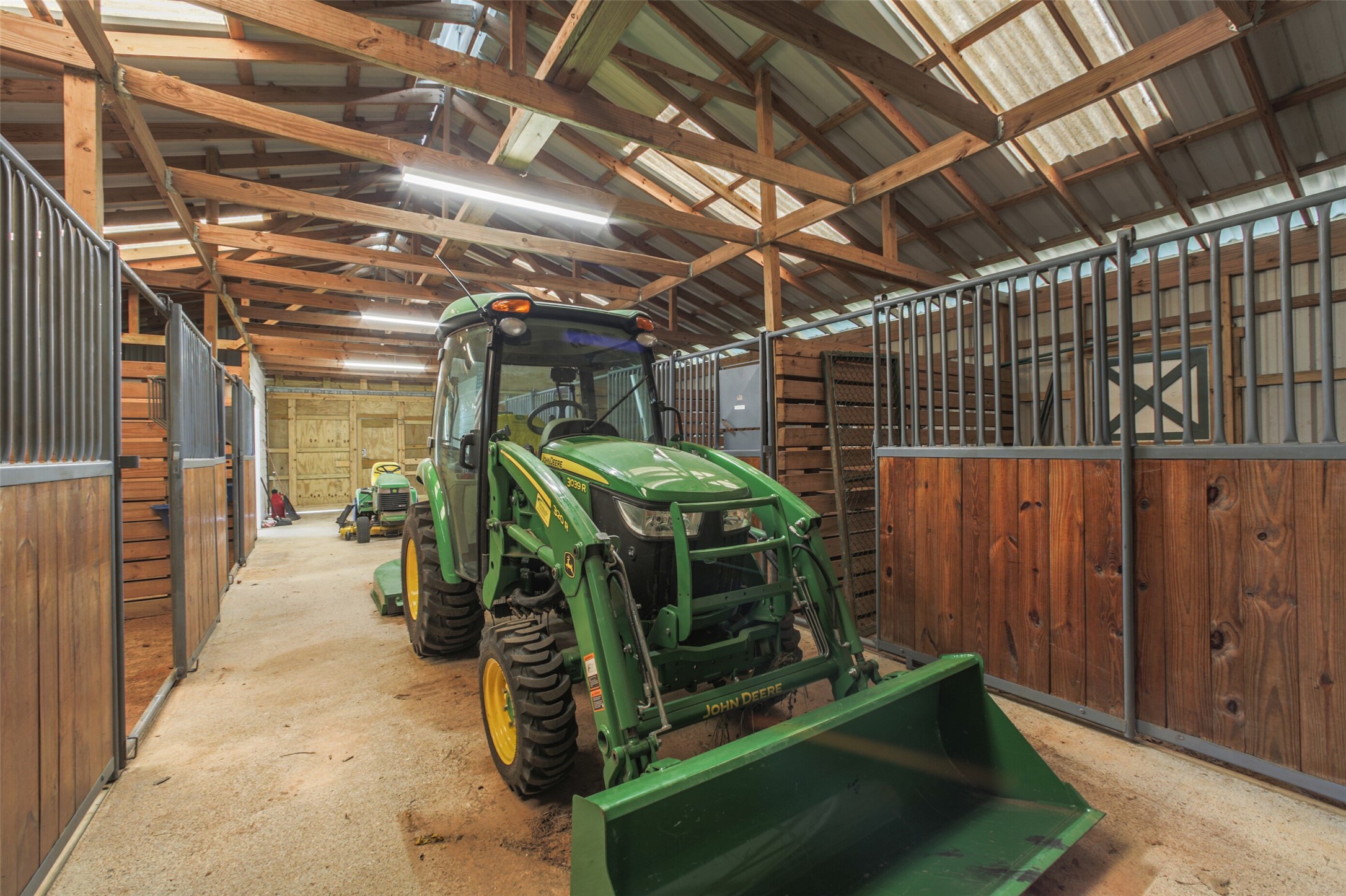 4903 Bowser Road Fulshear, TX 77441 - Photo 46 of 50 Central view of Barn (equipment not included in sale)