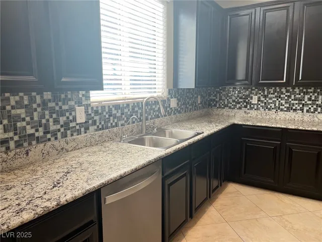 $2,000 | 7755 Jasmine Falls Drive, Las Vegas, NV 89179