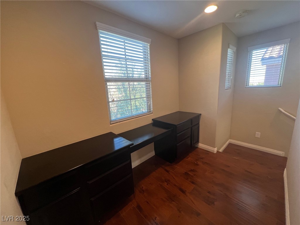 7755 Jasmine Falls Drive Las Vegas, NV 89179 - Photo 8 of 37