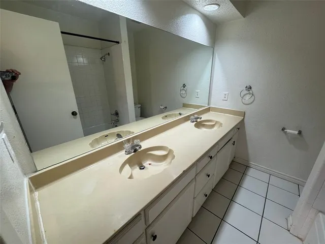 $1,895 | 701 Boyd Drive, Grapevine, TX 76051