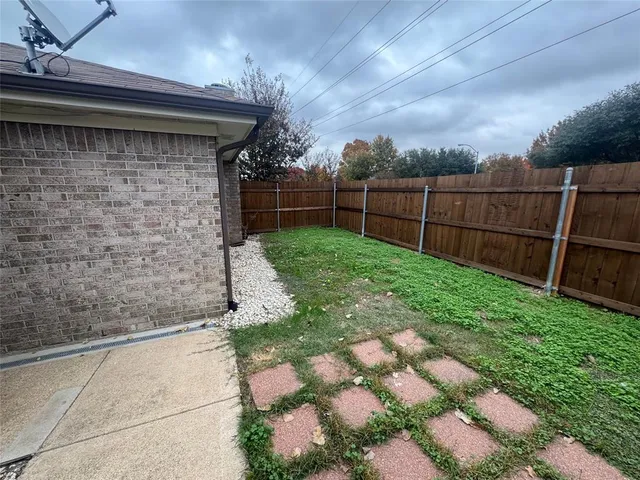 $1,895 | 701 Boyd Drive, Grapevine, TX 76051