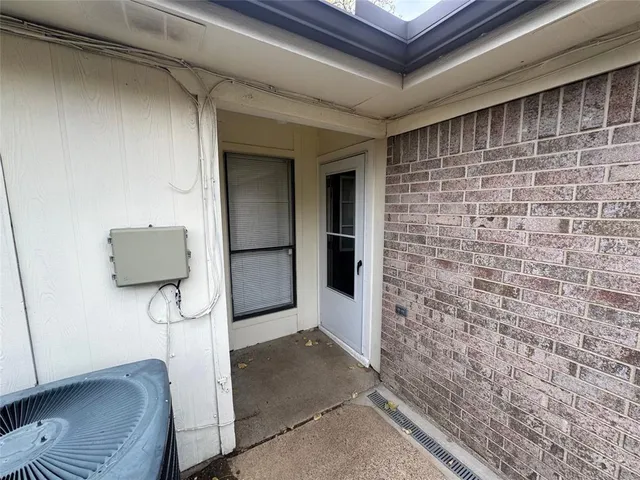$1,895 | 701 Boyd Drive, Grapevine, TX 76051