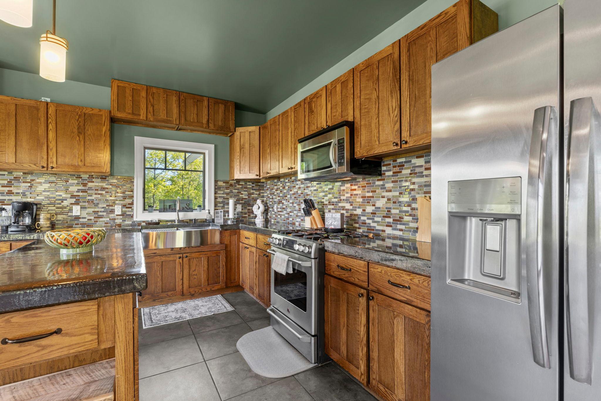 685 Cuttingwood Road Two Harbors, MN 55616 - Photo 27 of 88