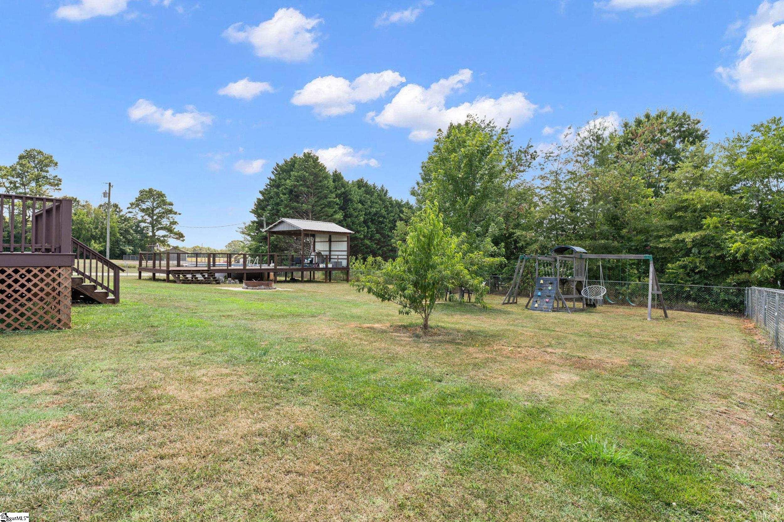 4401 Parris Bridge Road Boiling Springs, SC 29316 - Photo 32 of 44