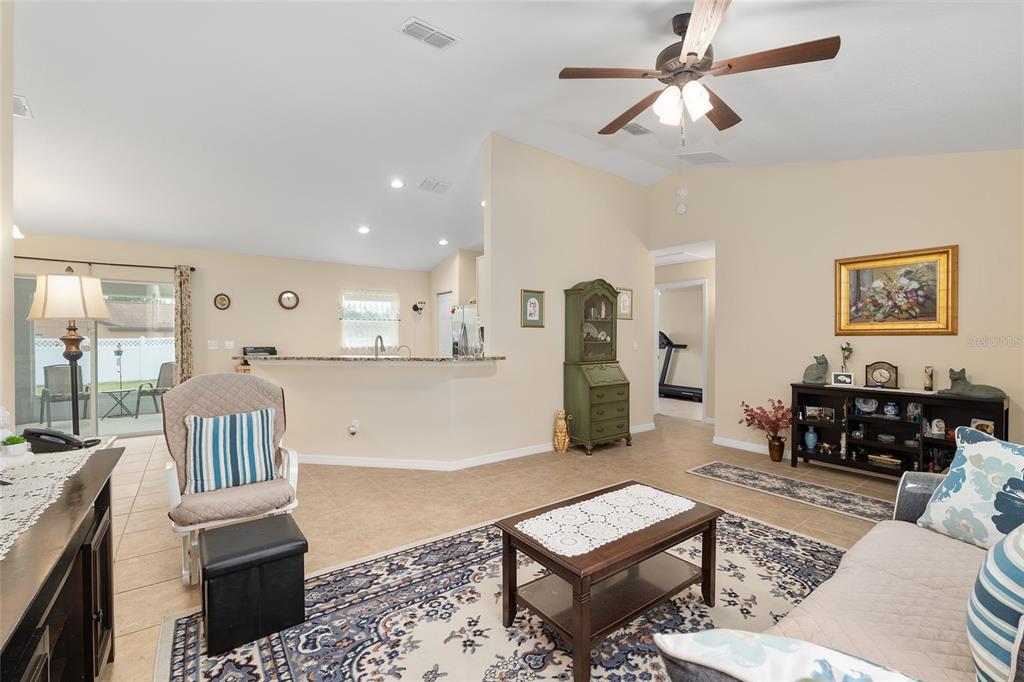 13227 Southwest 72nd Terrace Road Ocala, FL 34473 - Photo 15 of 68 Gallery Image 15
