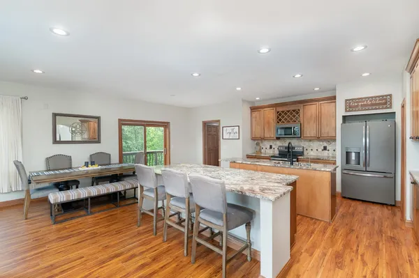 $649,000 | 1753 East Cove Circle, Lawrenceburg, IN 47025