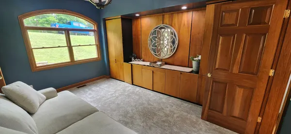 $649,000 | 1753 East Cove Circle, Lawrenceburg, IN 47025