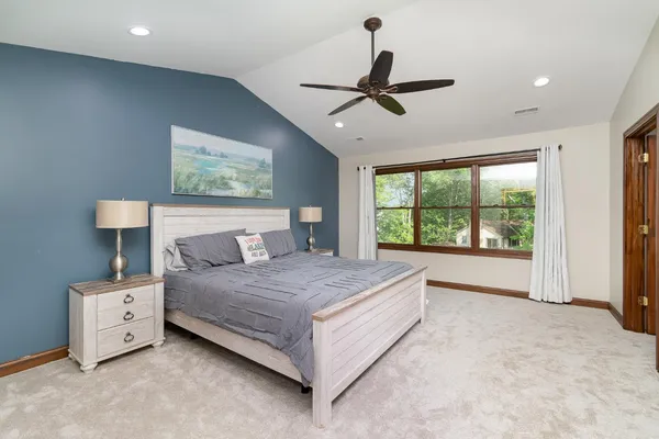 $649,000 | 1753 East Cove Circle, Lawrenceburg, IN 47025