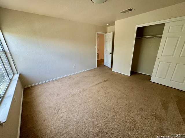 $1,700 | 8755 Sunview, San Antonio, TX 78224
