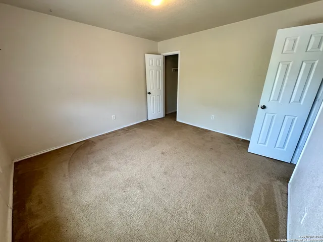 $1,700 | 8755 Sunview, San Antonio, TX 78224