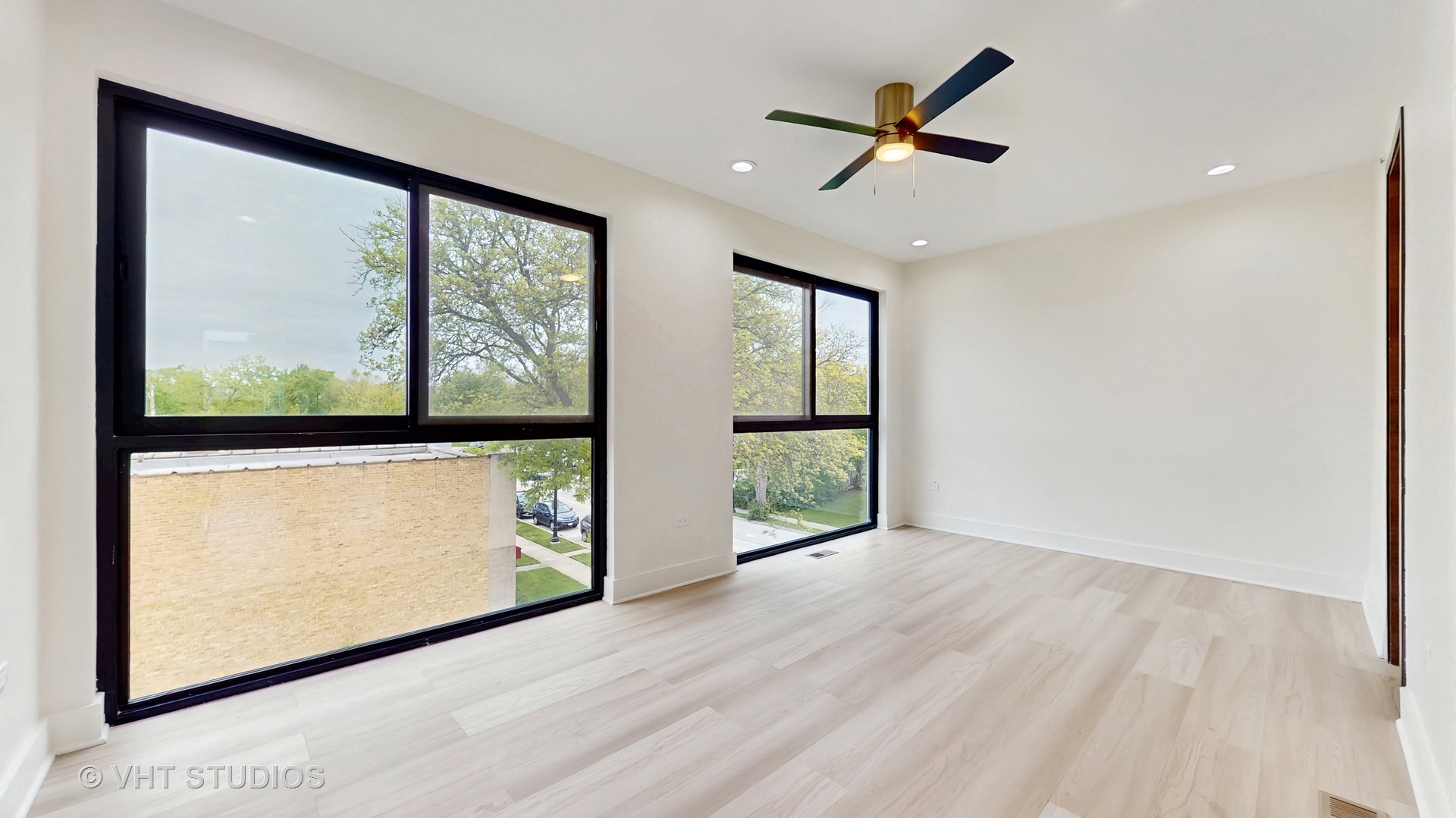 6342 Hennings Court Morton Grove, IL 60053 - Photo 25 of 59