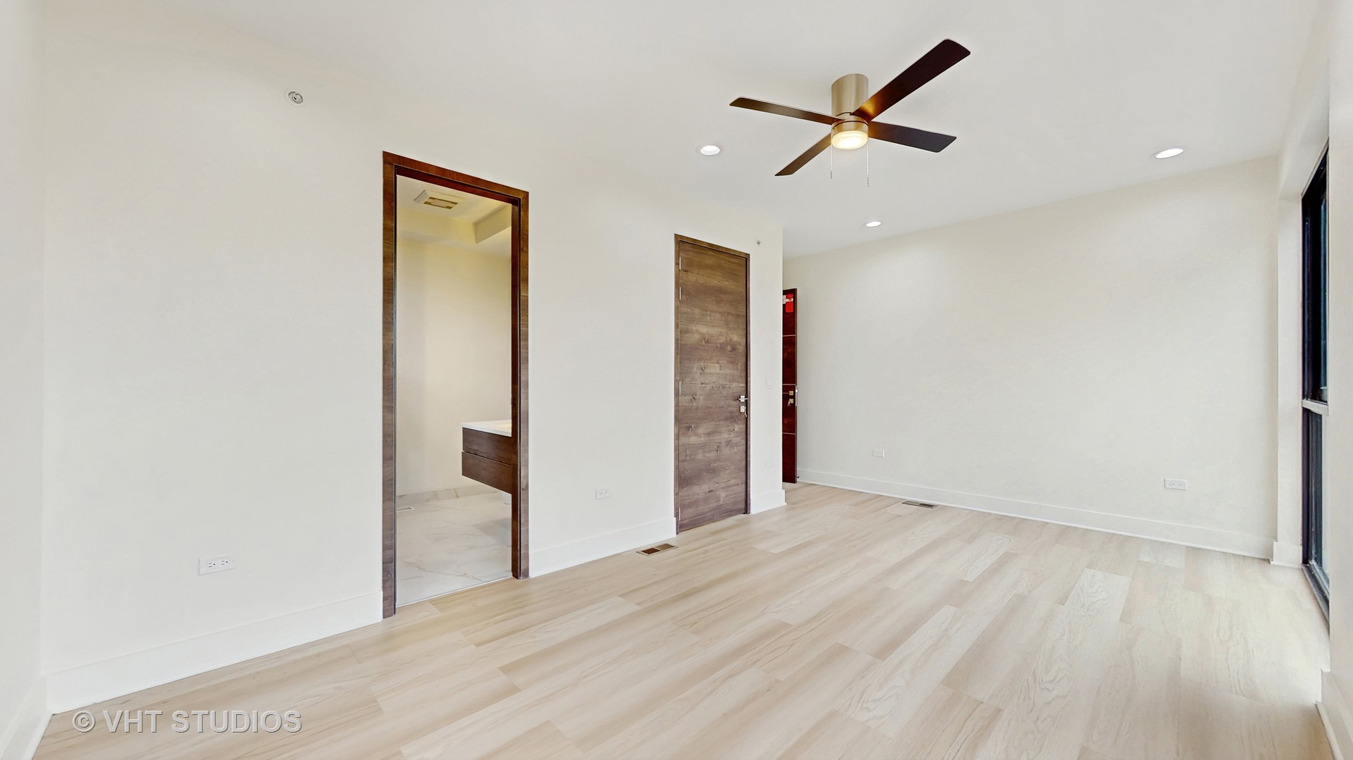 6342 Hennings Court Morton Grove, IL 60053 - Photo 26 of 59