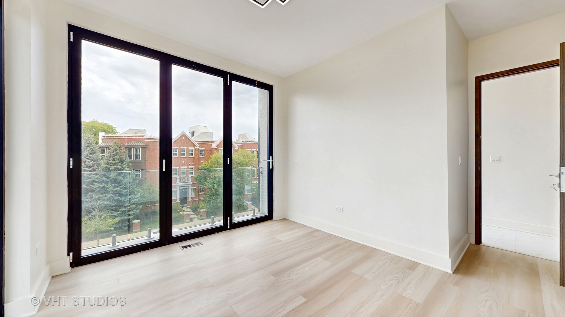 6342 Hennings Court Morton Grove, IL 60053 - Photo 32 of 59