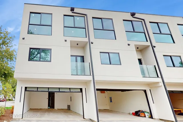 $549,000 | 6342 Hennings Court, Morton Grove, IL 60053