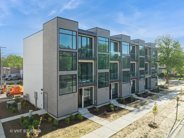 $549,000 | 6342 Hennings Court, Morton Grove, IL 60053