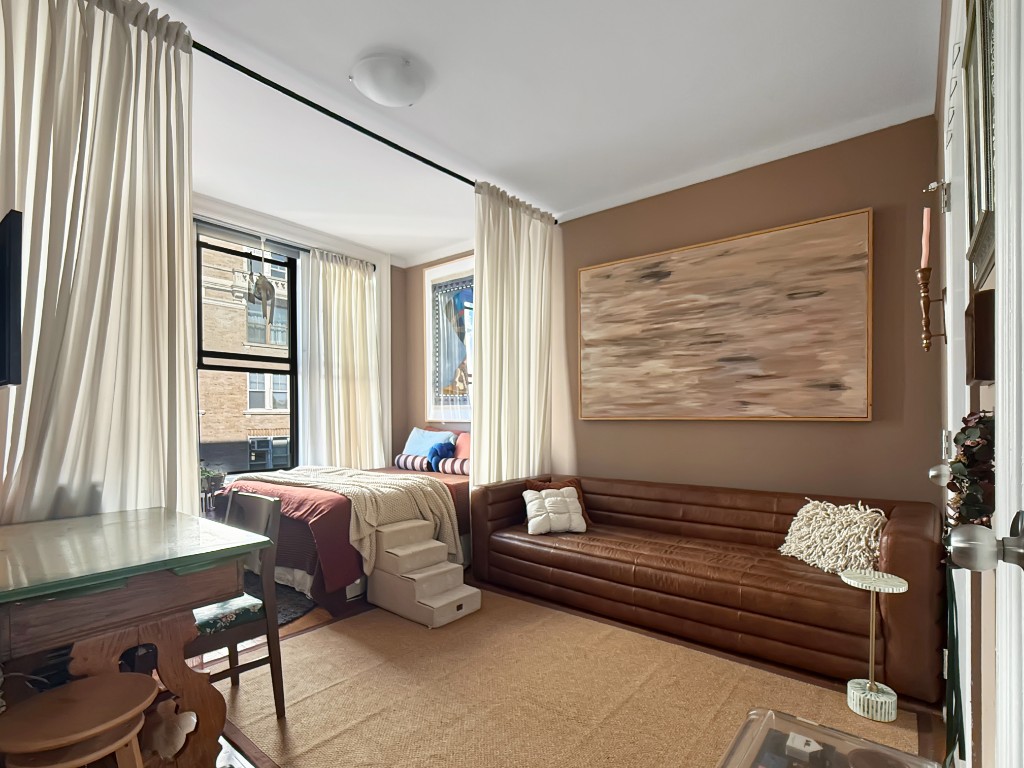 155 Riverside Drive, Unit 10C Manhattan, NY 10024 - Photo 1 of 11 Photo 1