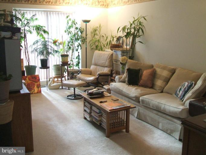 818 Brickston Road Reisterstown, MD 21136 - Photo 2 of 14 Living Room