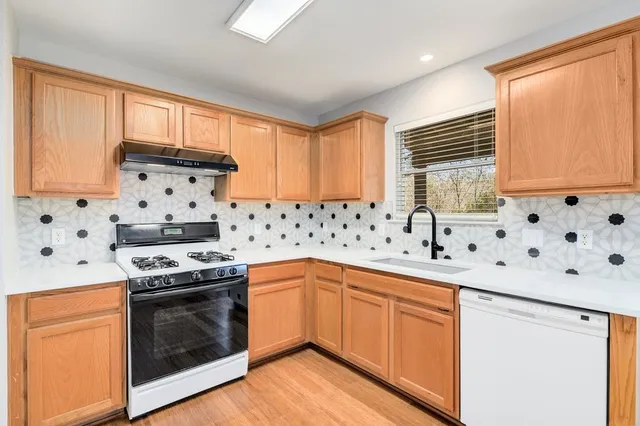 $2,395 | 9416 Bradner Drive, Austin, TX 78748