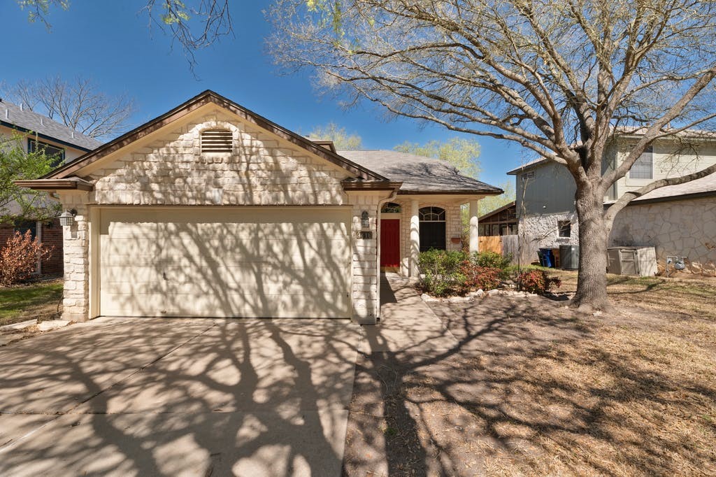 9416 Bradner Drive Austin, TX 78748 - Photo 4 of 27