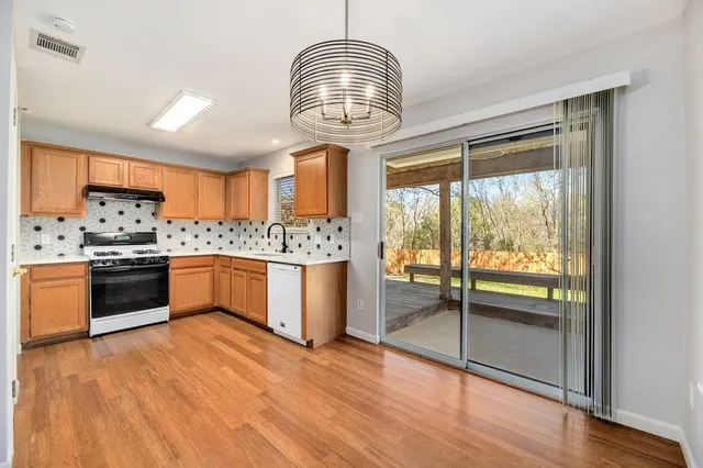 $2,395 | 9416 Bradner Drive, Austin, TX 78748