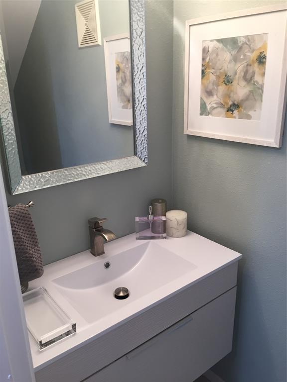 777 Custer Road, Unit 72 Richardson, TX 75080 - Photo 15 of 19