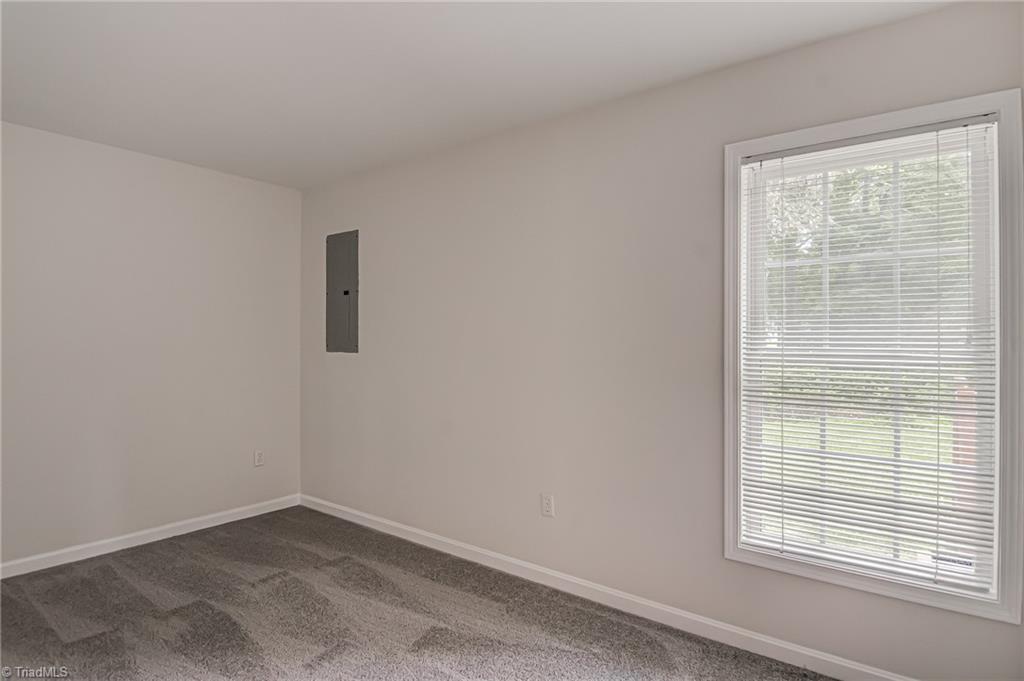 5201 Harvey Road Jamestown, NC 27282 - Photo 18 of 30