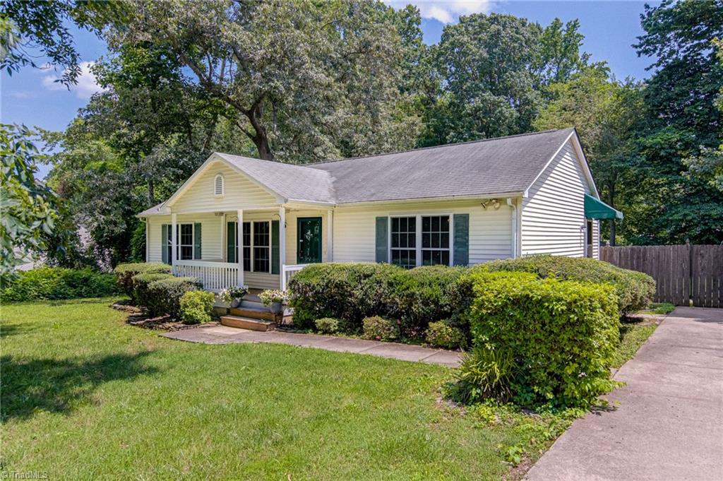 5201 Harvey Road Jamestown, NC 27282 - Photo 2 of 30