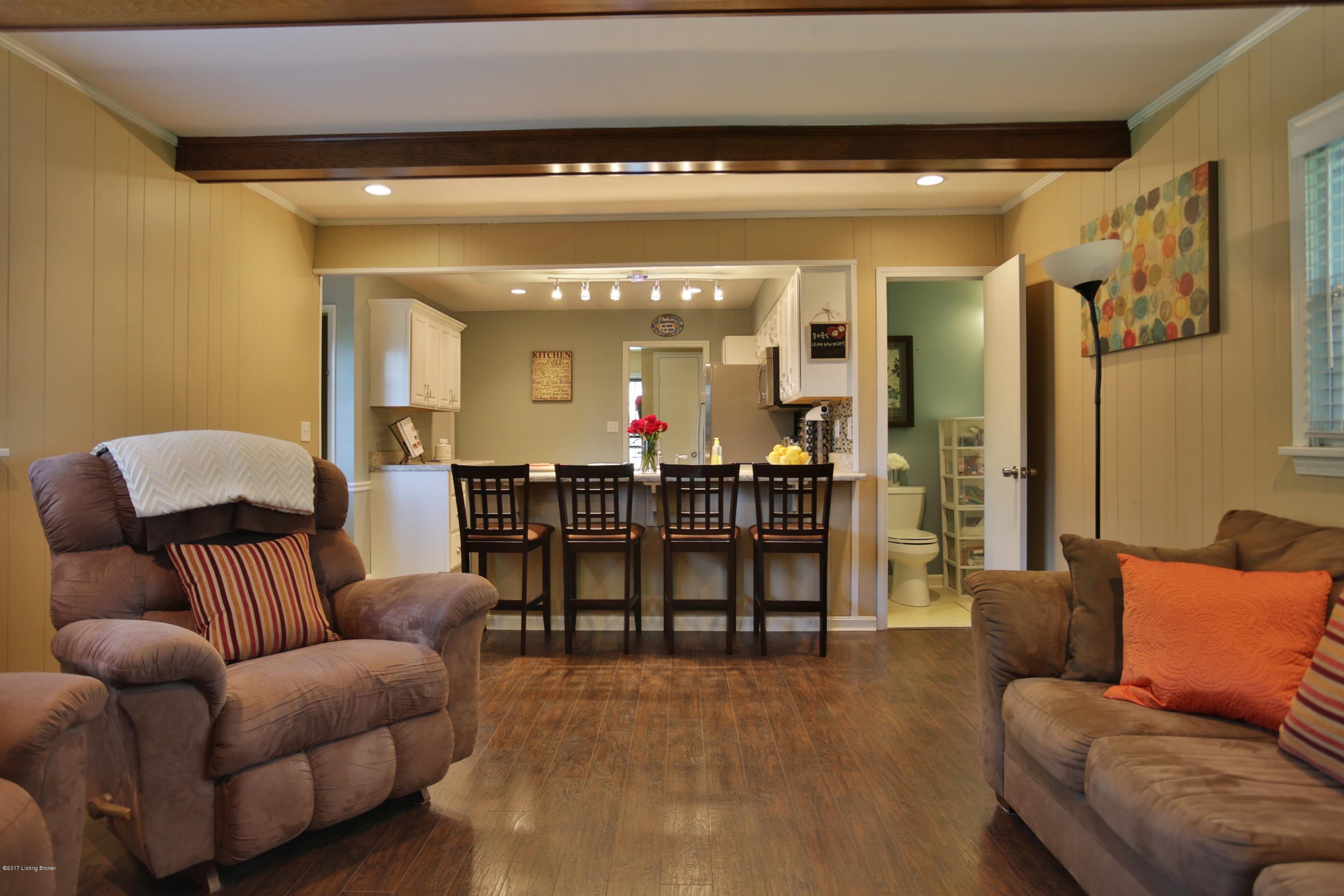 3708 Longview Road Louisville, KY 40299 - Photo 11 of 38 19