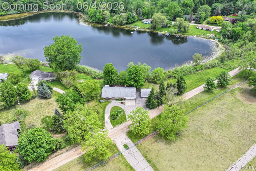 422 East Road Holly, MI 48442 - Photo 6 of 51