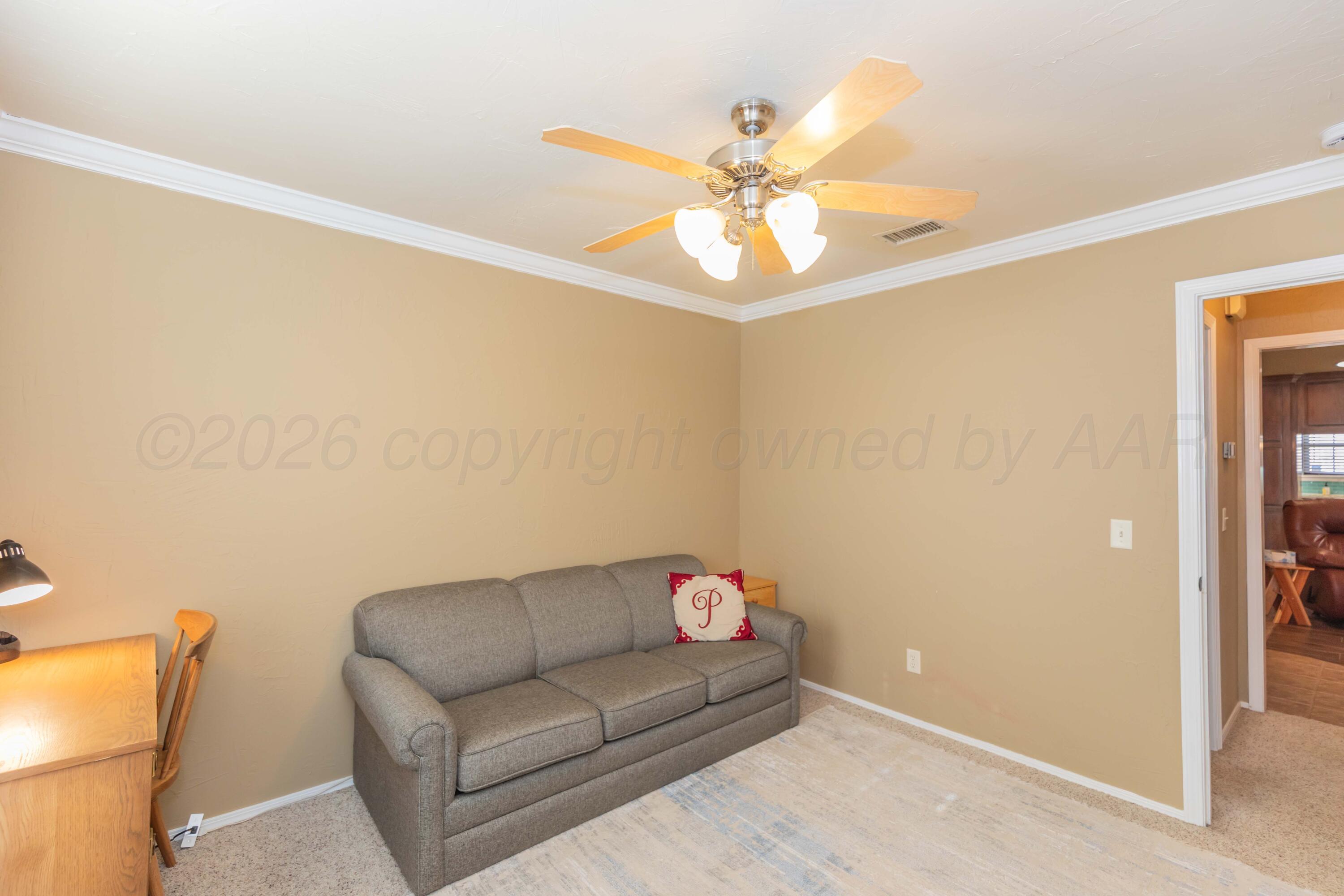 2210 Gresham Drive Amarillo, TX 79110 - Photo 29 of 41 BEDROOM 3 VIEW 4