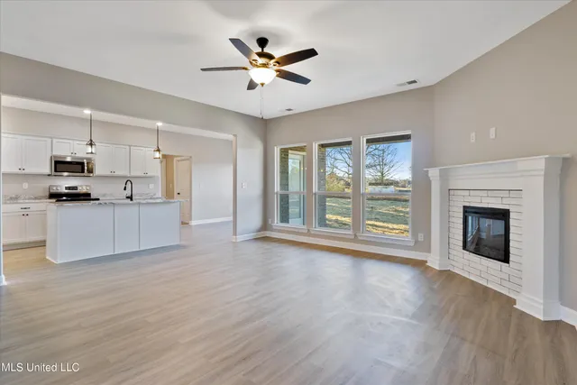 $329,900 | 667 Pigeon Roost Road, Coldwater, MS 38618