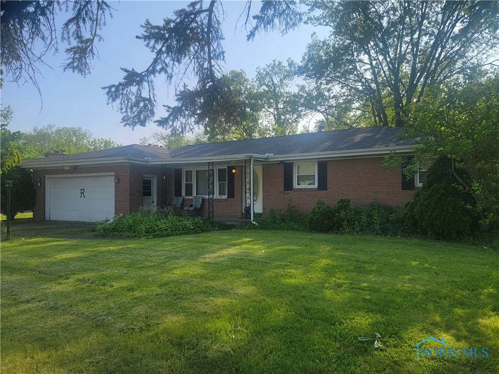 2736 Ravine Drive Fremont, OH 43420 - Photo 1 of 16 Gallery Image 1