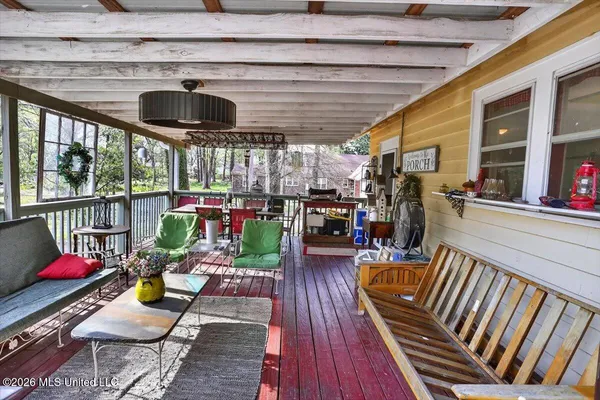 $390,000 | 9313 Pigeon Roost Road, Olive Branch, MS 38654