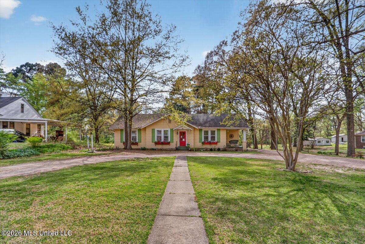 9313 Pigeon Roost Road Olive Branch, MS 38654 - Photo 2 of 28 02-IMG_4164_5_6_7_8