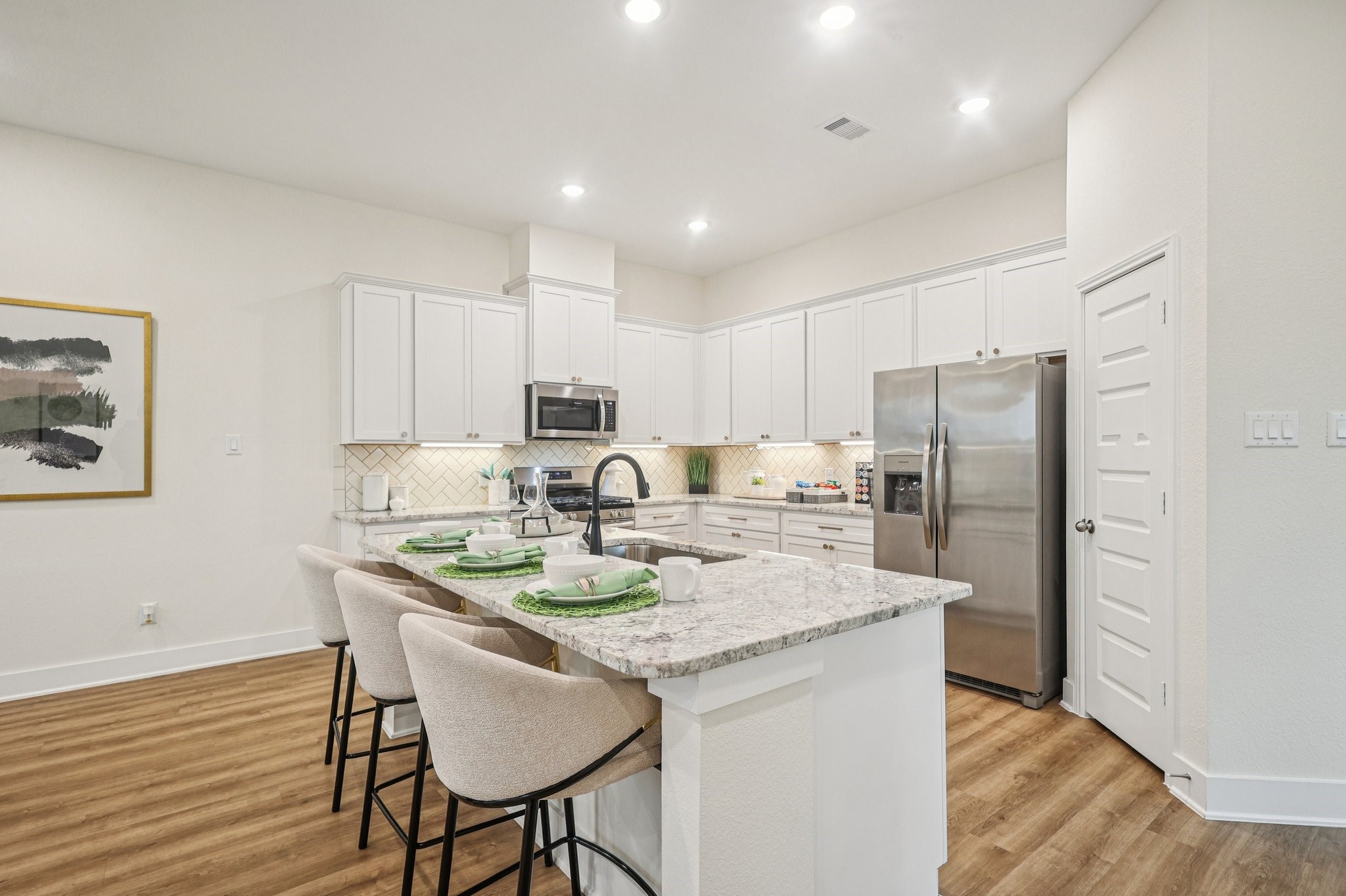 13219 Retiro Drive Houston, TX 77047 - Photo 10 of 28 Representative Photo. Not Actual Home.