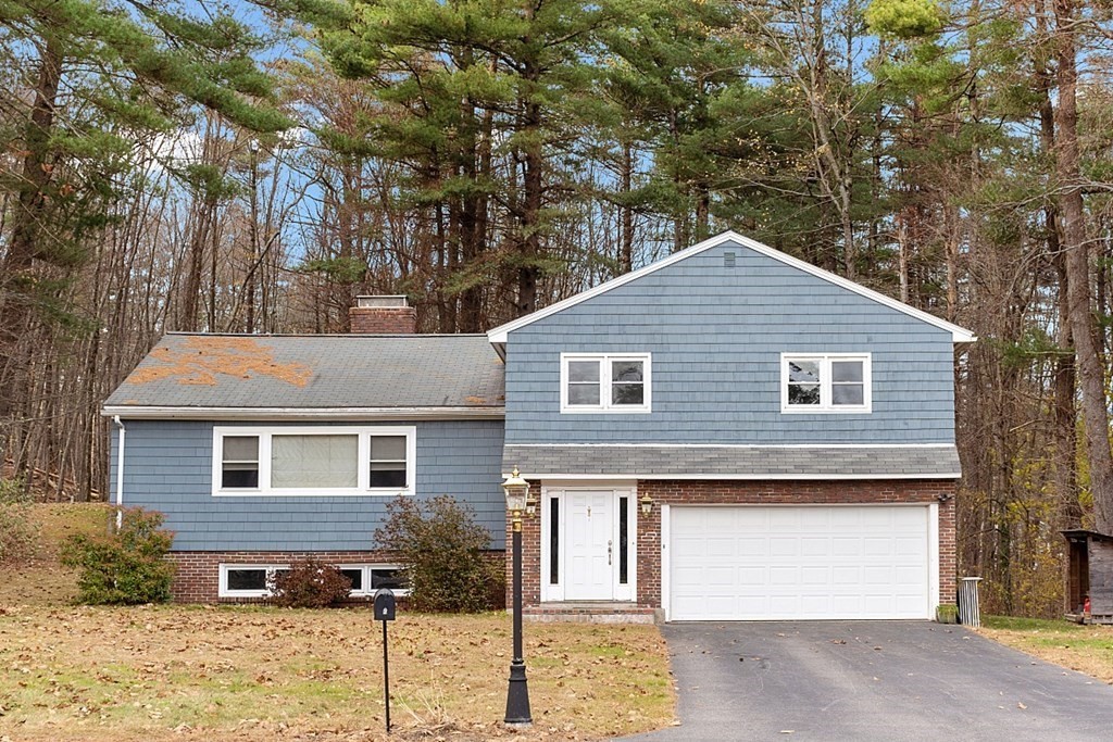 9 Kitchener Road Sterling, MA 01564 - Photo 1 of 40 Gallery Image 1