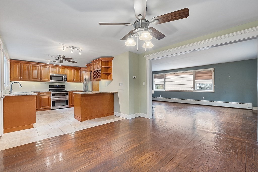 9 Kitchener Road Sterling, MA 01564 - Photo 18 of 40 Gallery Image 18