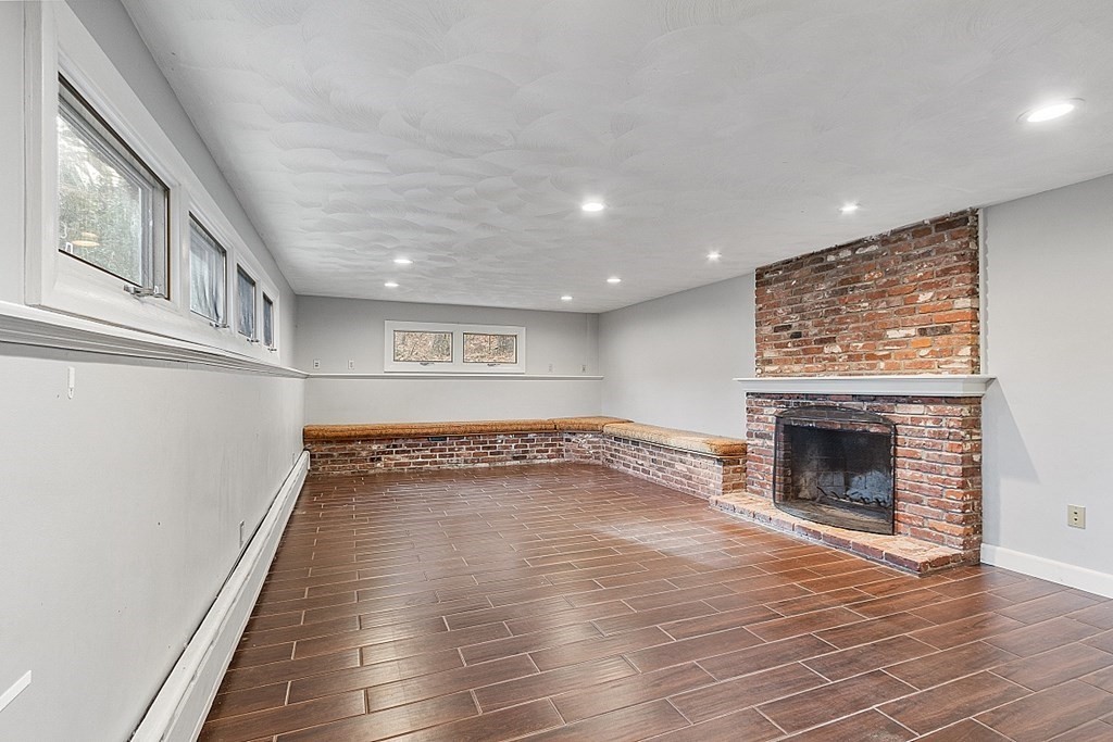 9 Kitchener Road Sterling, MA 01564 - Photo 35 of 40 Gallery Image 35