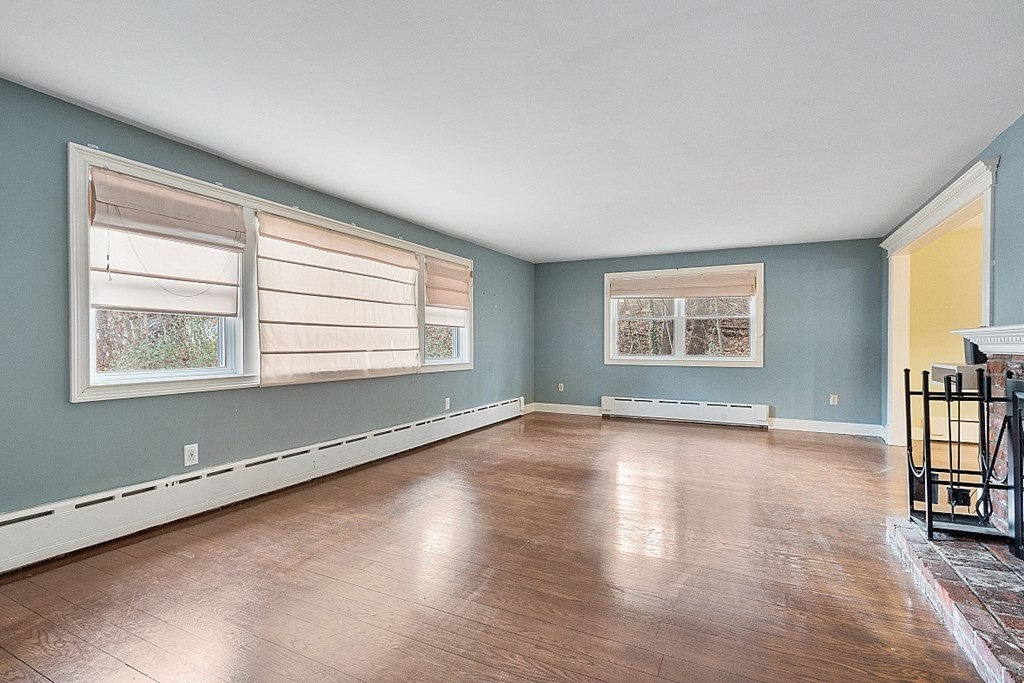 9 Kitchener Road Sterling, MA 01564 - Photo 10 of 40 Gallery Image 10