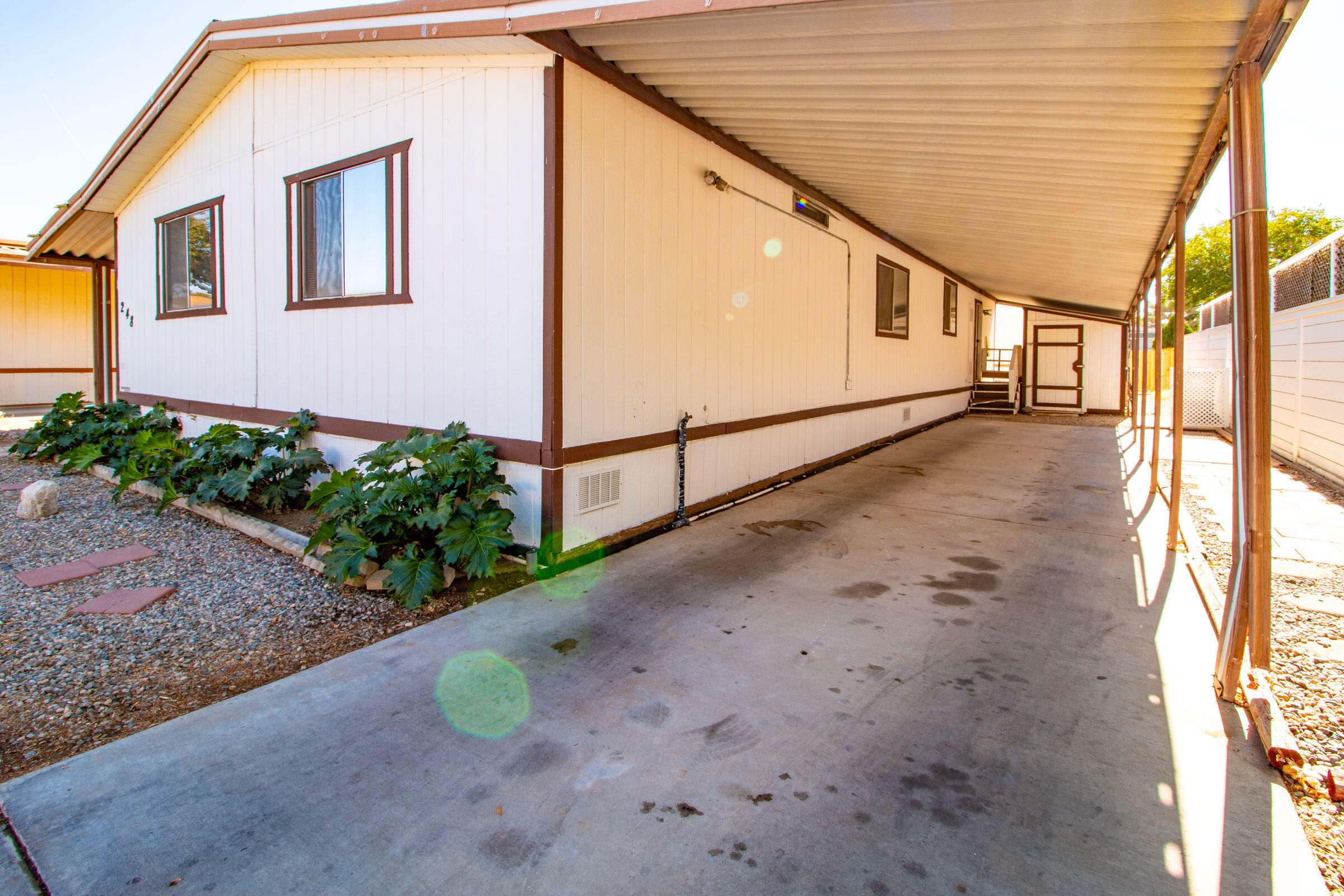 3524 Avenue R Palmdale, CA 93550 - Photo 3 of 32 IMG_6217-HDR