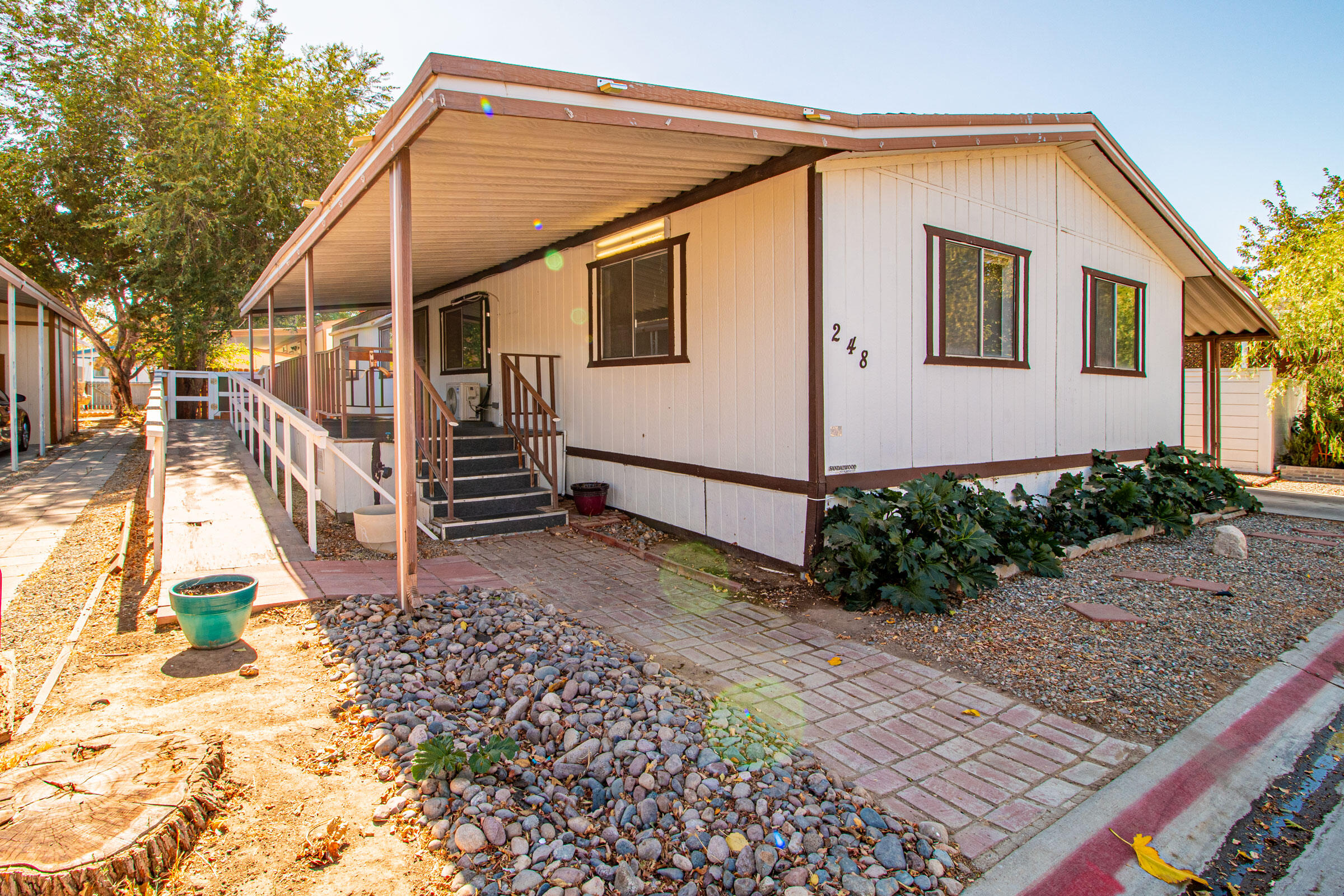 3524 Avenue R Palmdale, CA 93550 - Photo 6 of 32 IMG_6226-HDR
