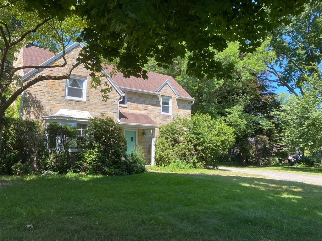 475 Gardham Road Irondequoit, NY 14617 - Photo 2 of 27