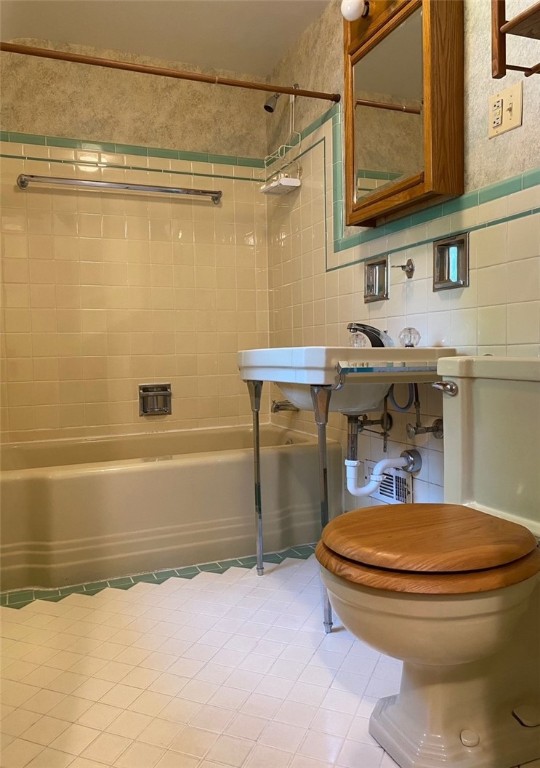 475 Gardham Road Irondequoit, NY 14617 - Photo 24 of 27