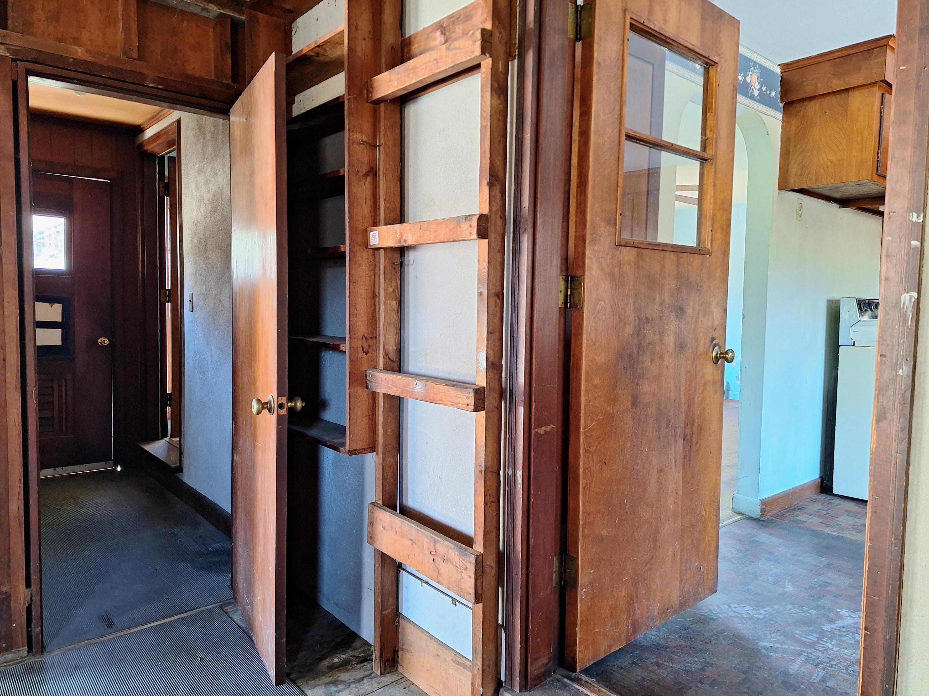 18 Gray Road Falmouth, ME 04105 - Photo 12 of 33 20260116_110451