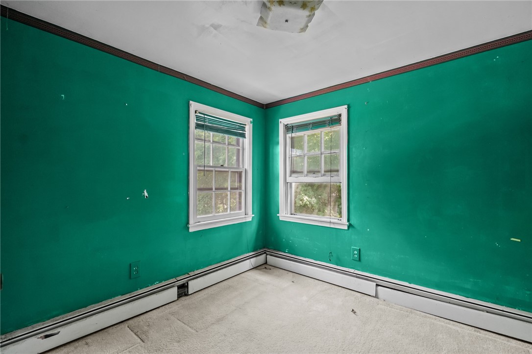 119 Rounds Avenue East Providence, RI 02915 - Photo 12 of 21 Harwoods under carpet.