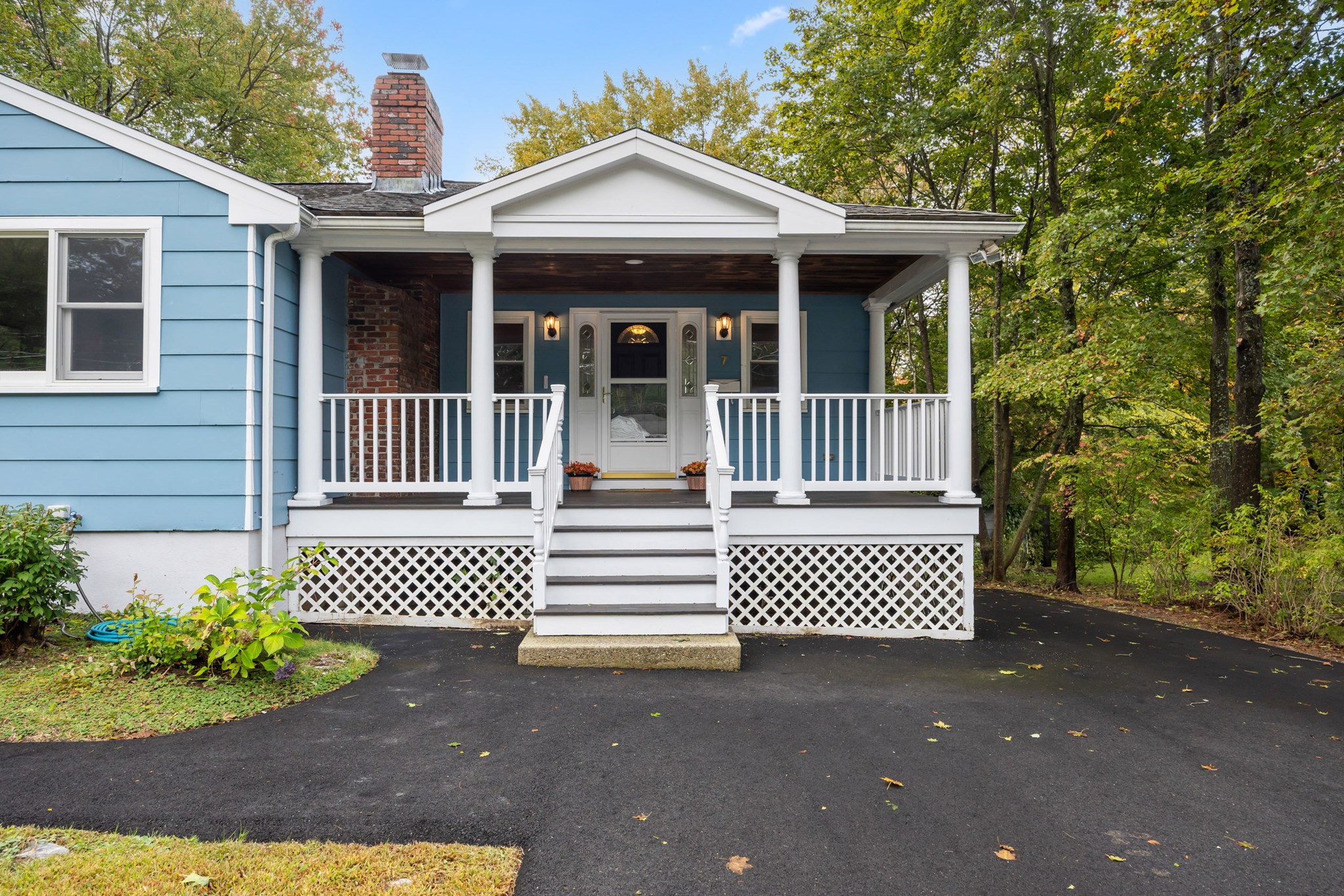 7 Edith Road Hudson, MA 01749 - Photo 3 of 38 Gallery Image 3