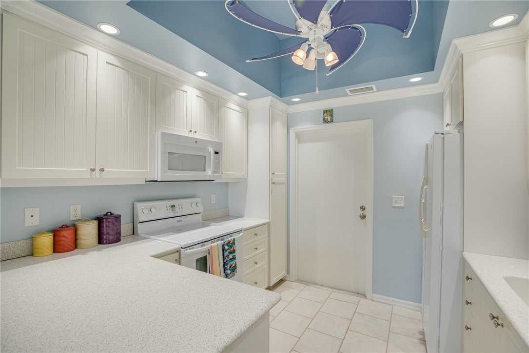 1180 Reef Road, Unit C12 Vero Beach, FL 32963 - Photo 18 of 36 Gallery Image 18
