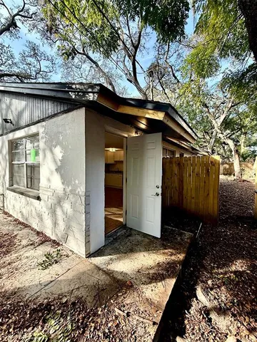 $1,250 | 10108 North 10th Street, Tampa, FL 33612