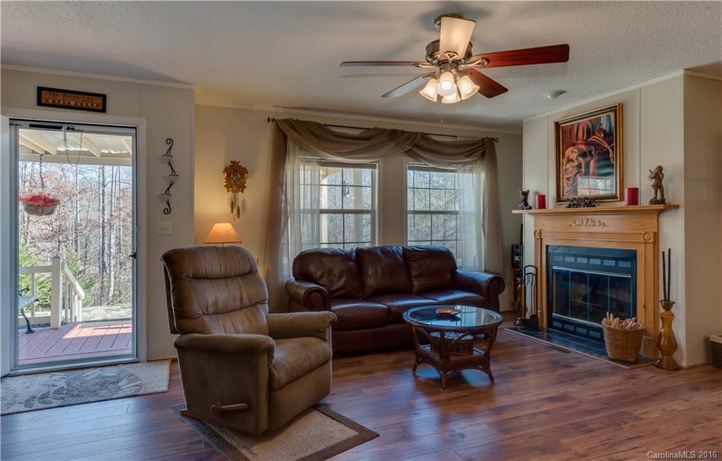 211 Butter Street Landrum, SC 29356 - Photo 7 of 23