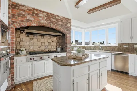 $5,395,000 | 1413 Vía Castilla, Palos Verdes Estates, CA 90274